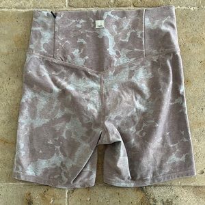 Vuori high waisted, buttery soft shorts, dusty rose+ grey, no longer available